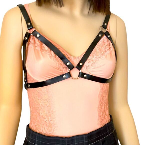 Black Cut Out Bra Cage Chest Harness Silver Hardware Body Harness NEW - Picture 4 of 4